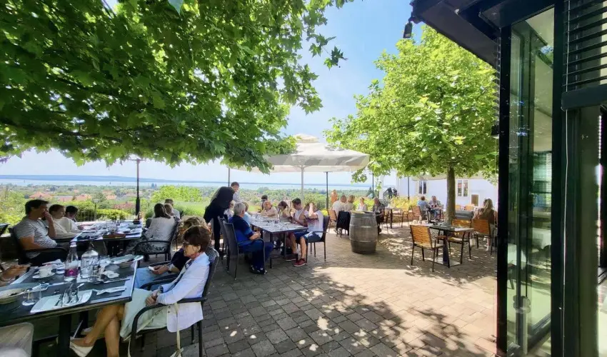 Zenit Hotel Balaton Vonyarcvashegy - Szilveszter (min. 3 j)