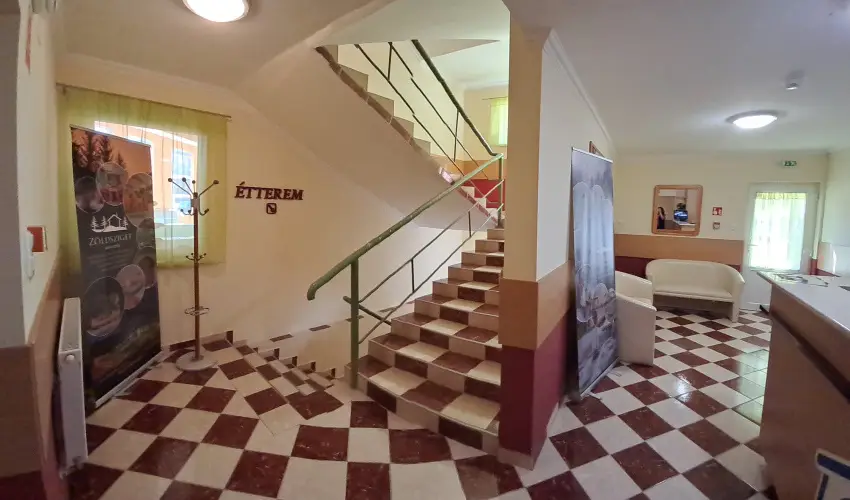 Zldsziget Menedk Rendezvny s Pihenhz Brna - Szilveszter